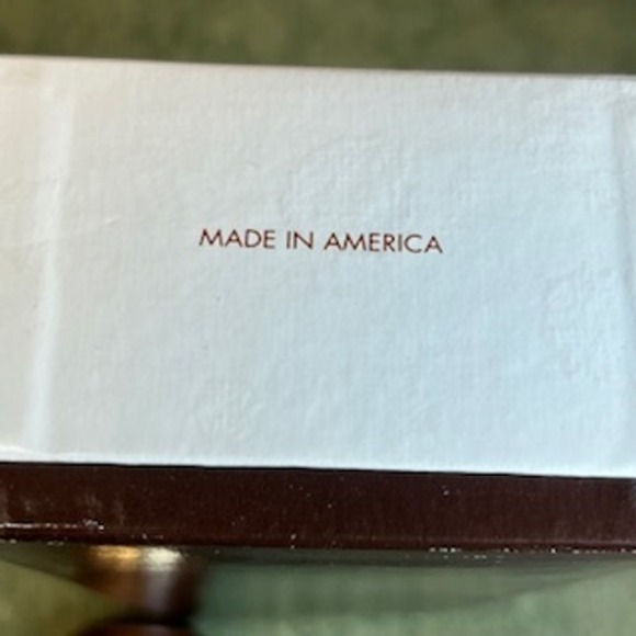 Symbol of Leadership Wood Gavel with Gold Band Made in America 10.5 Inch - Picture 8 of 8